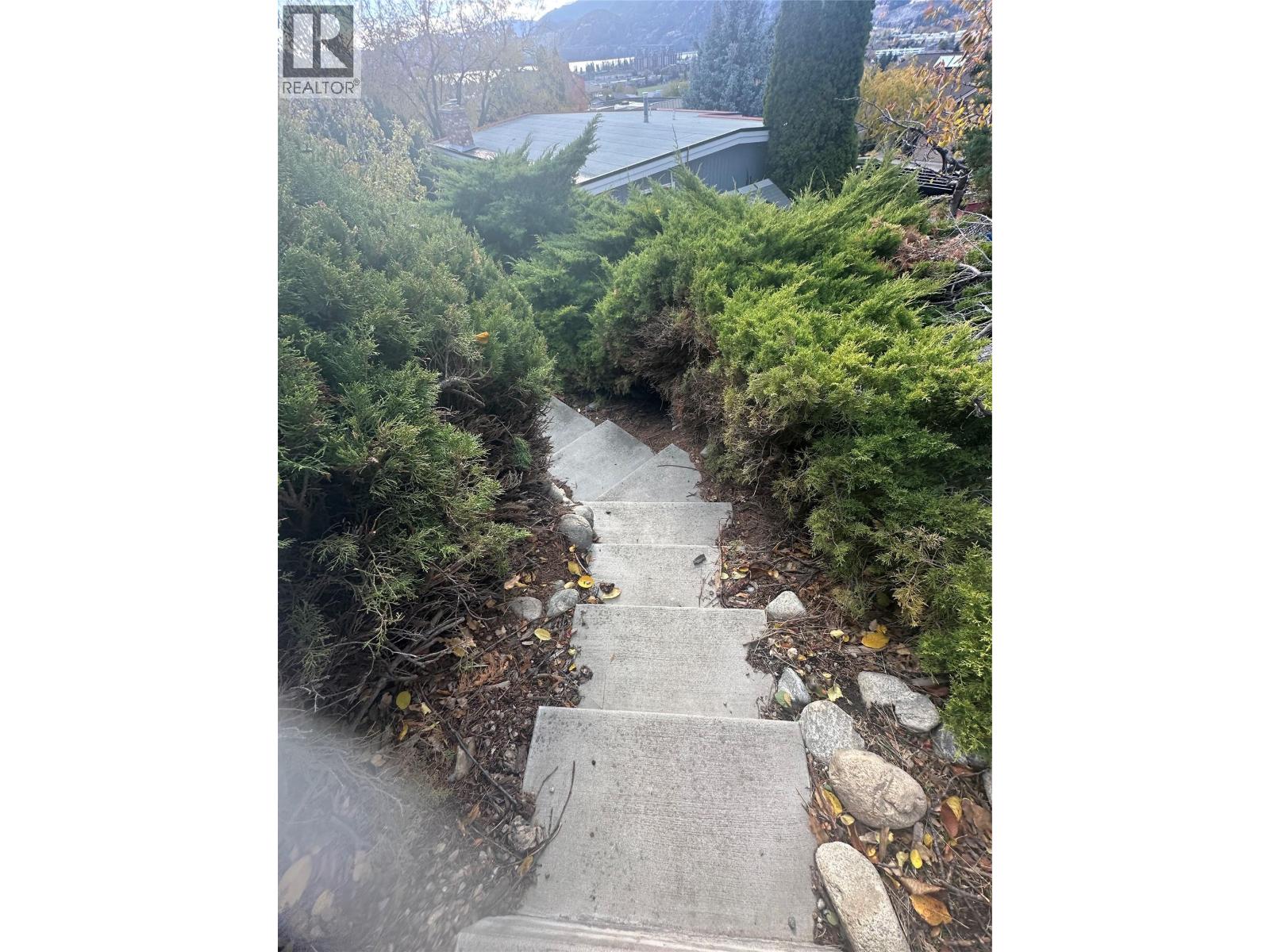 190 Dafoe Place, Penticton, British Columbia  V2A 7E6 - Photo 39 - 10375515