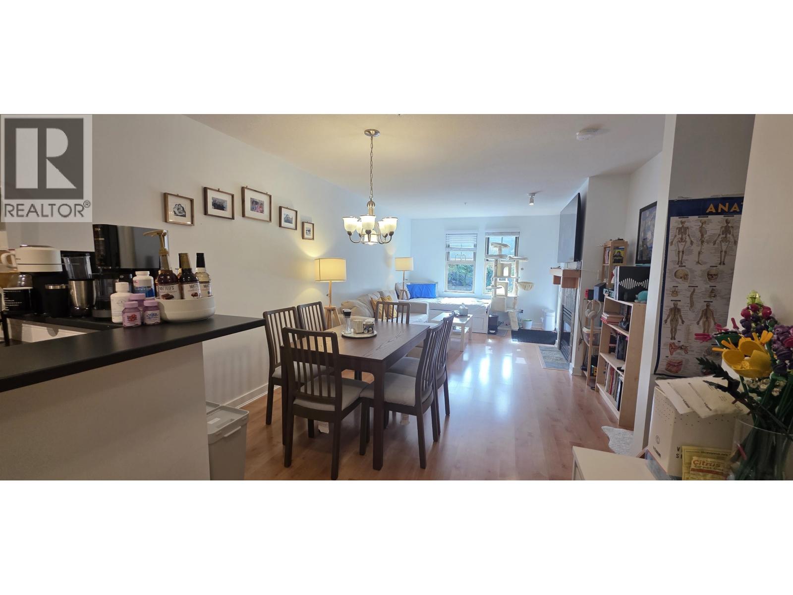 201 15 Smokey Smith Place, New Westminster, British Columbia  V3L 5V7 - Photo 4 - R3087551