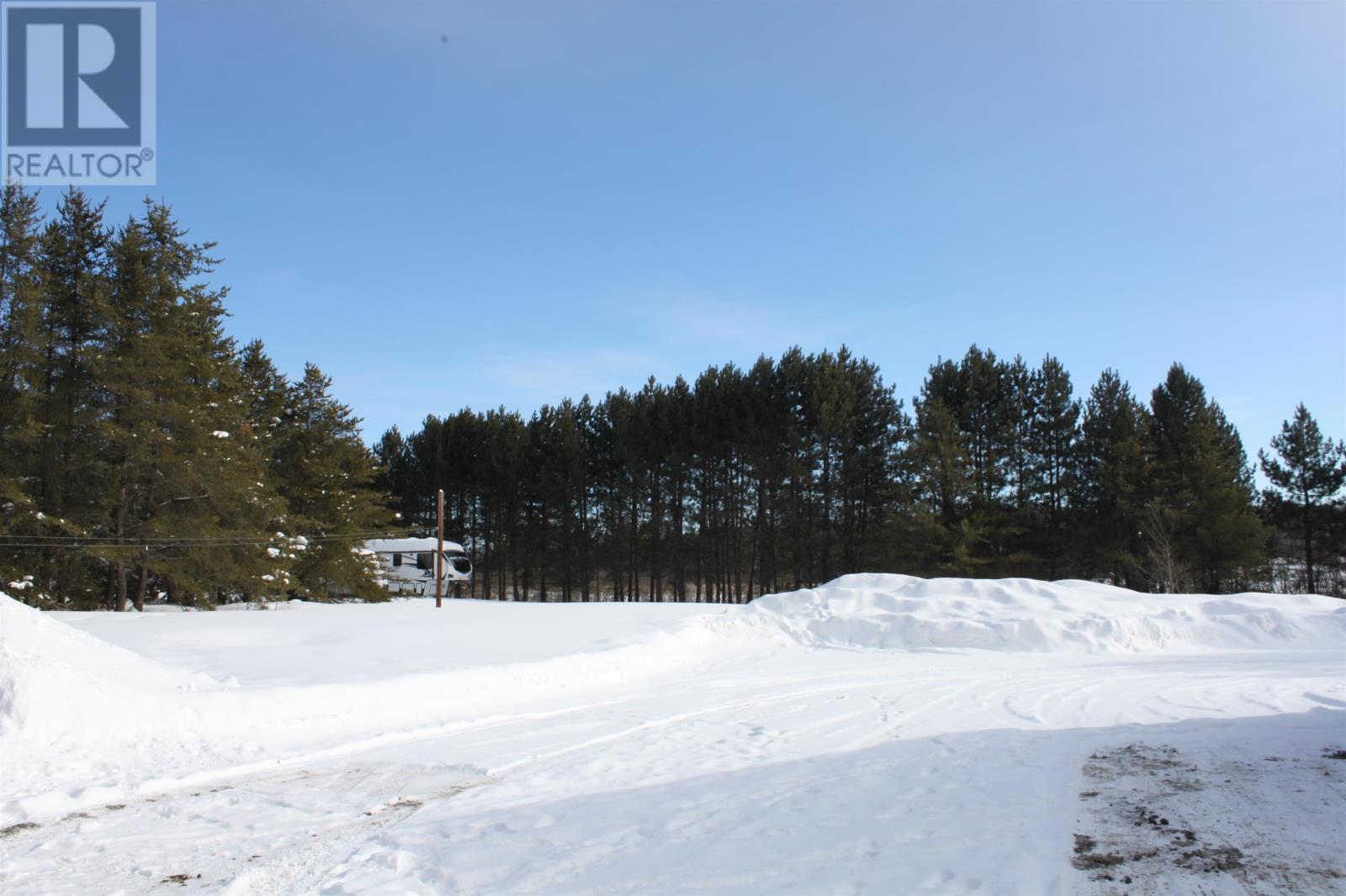 5082 Hwy 11/17, Kakabeka Falls, Ontario  P0T 1W0 - Photo 4 - TB2600203