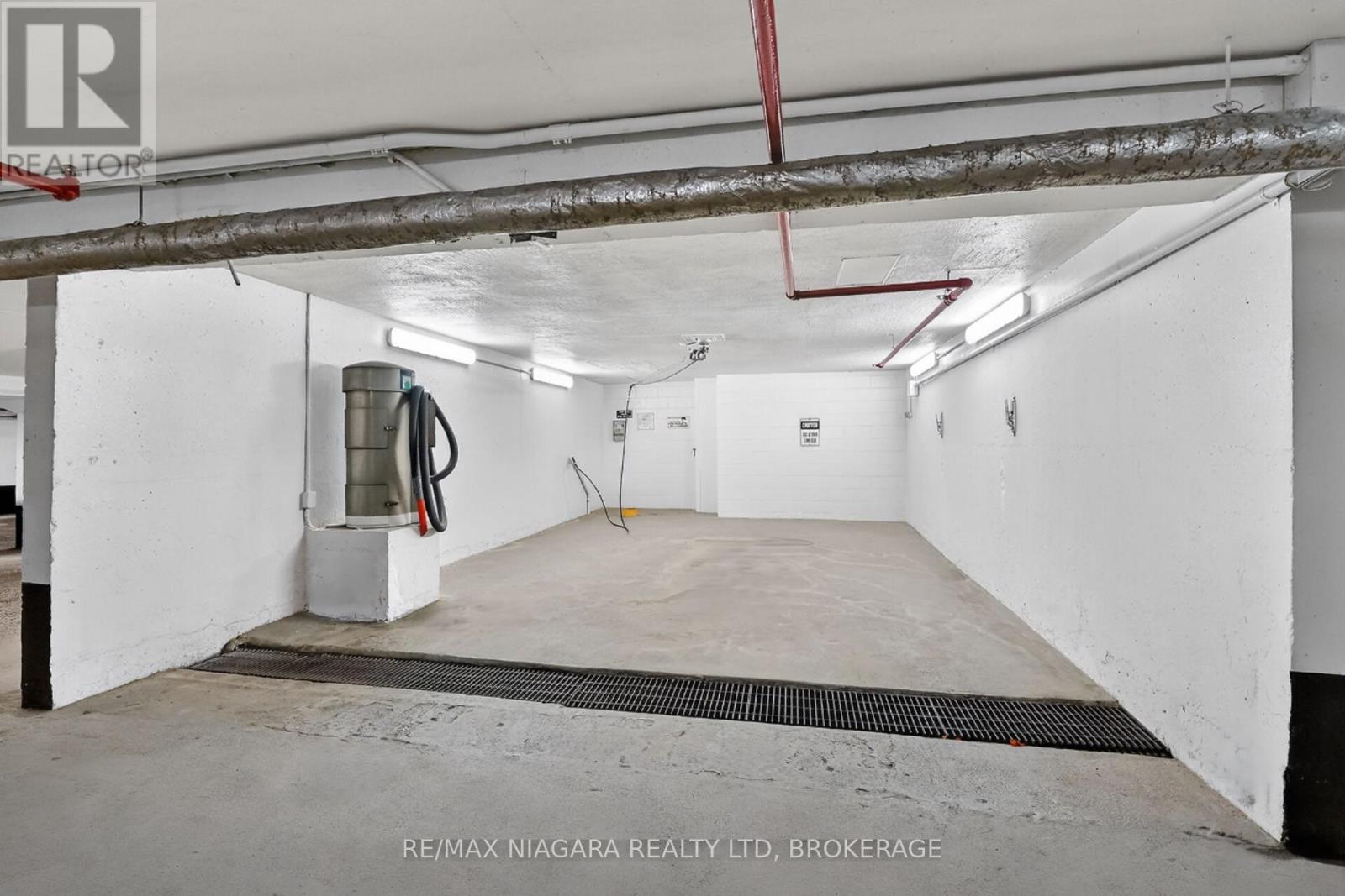 1108 - 81 Scott Street, St. Catharines, Ontario  L2N 7L5 - Photo 28 - X12777290