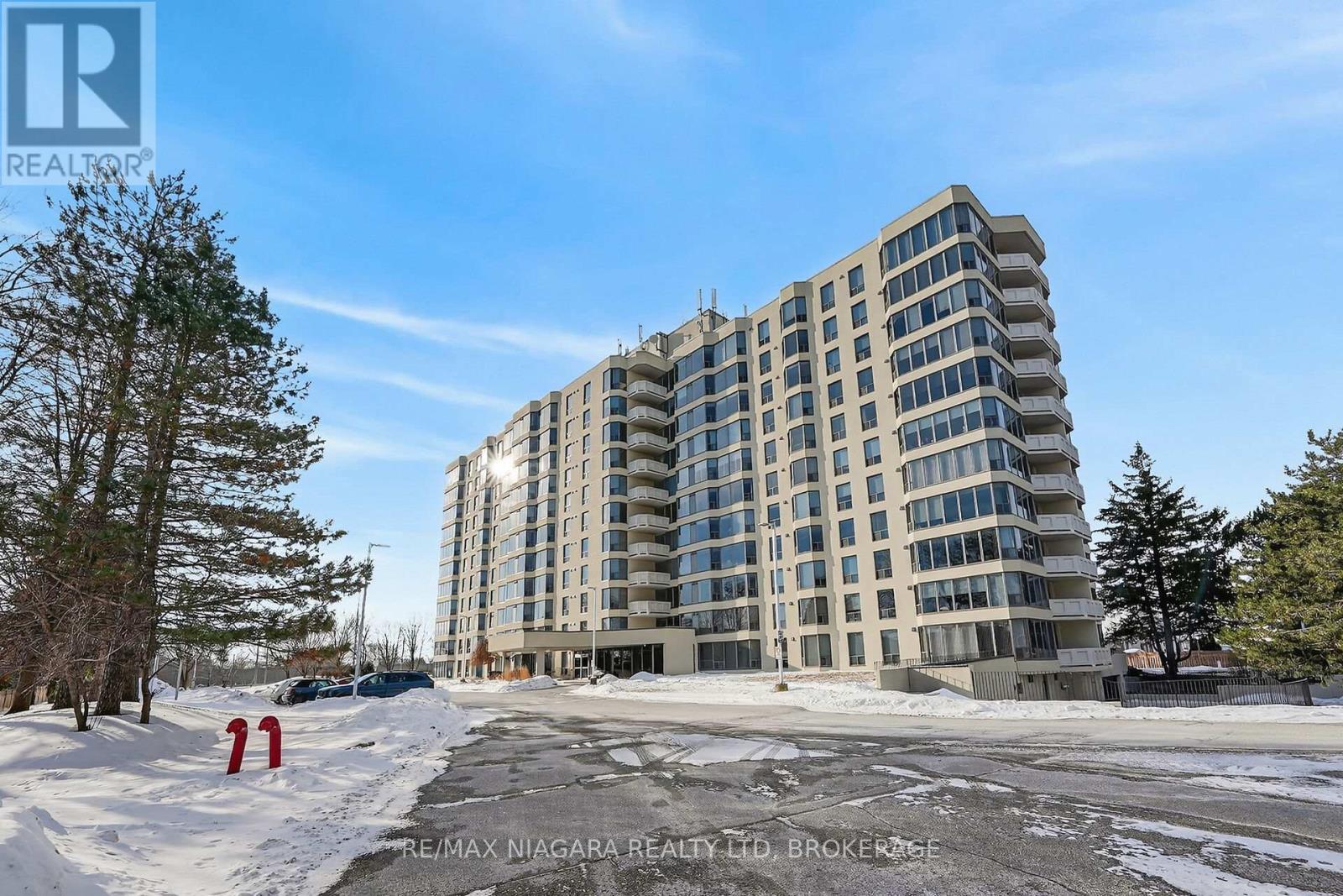 1108 - 81 Scott Street, St. Catharines, Ontario  L2N 7L5 - Photo 35 - X12777290