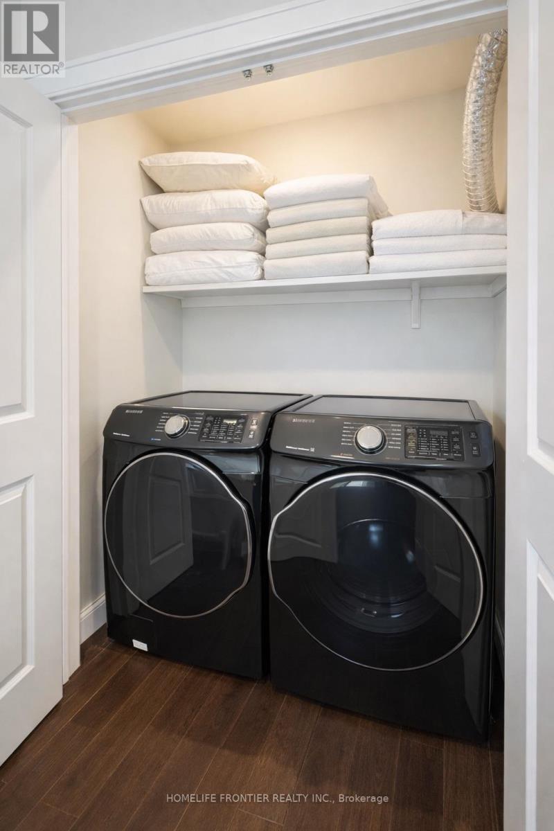 38 Henderson Avenue, Toronto, Ontario  M6J 2B8 - Photo 11 - C12765554