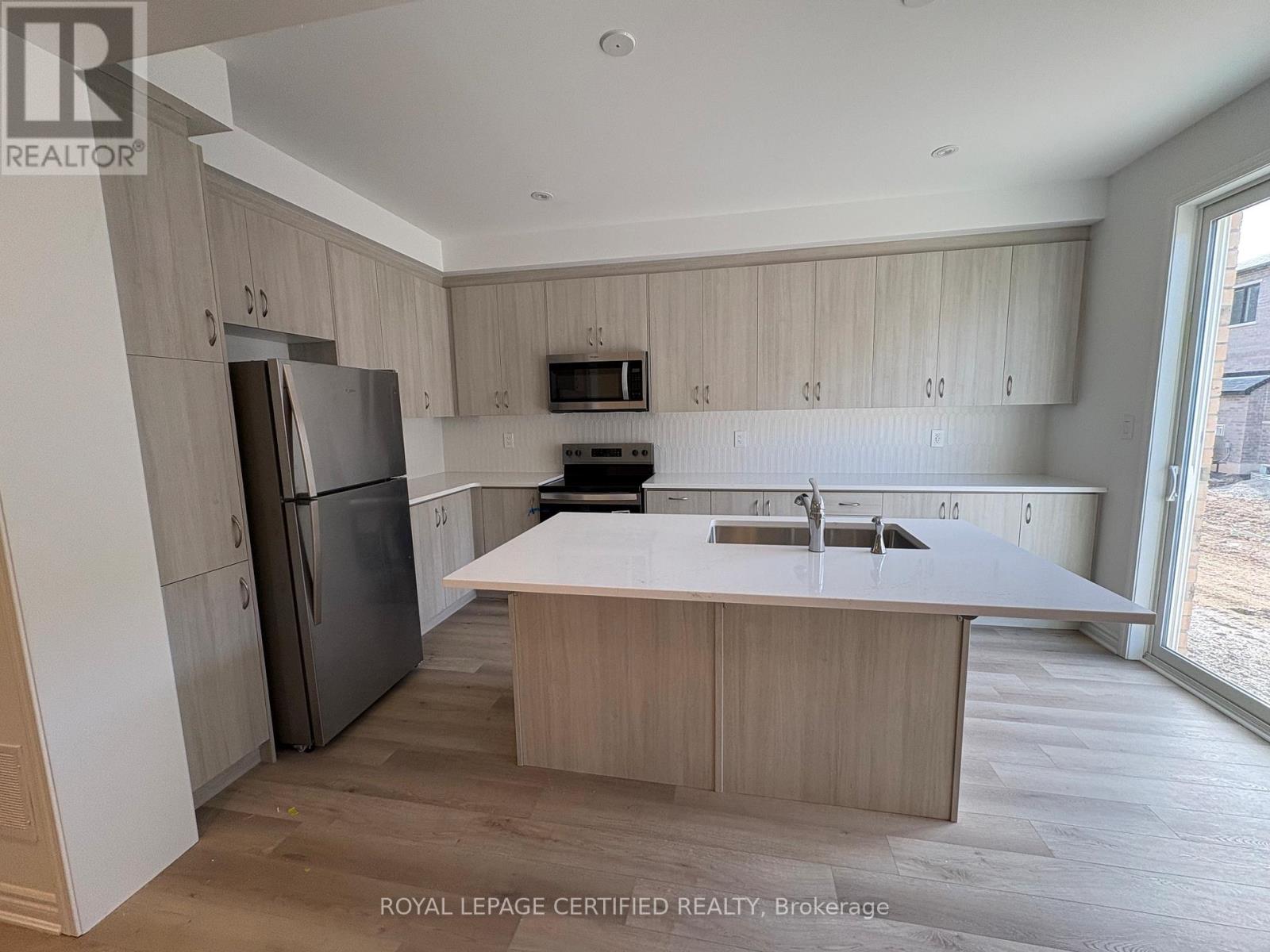 1368 Copley Court, Milton, Ontario  L9T 6J2 - Photo 10 - W12775476