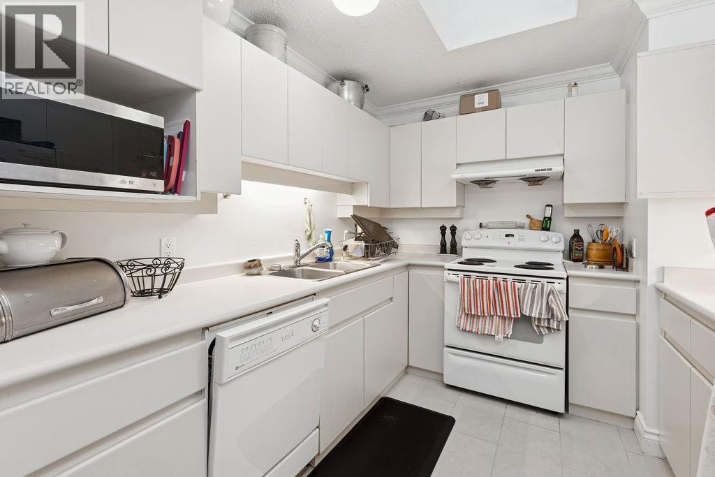 6561 Pinehurst Drive, Vancouver, British Columbia  V5X 4N9 - Photo 7 - R3088601