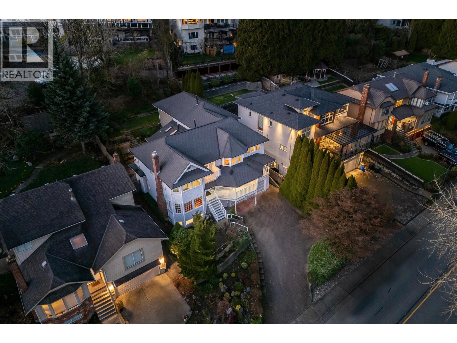 408 Riverview Crescent, Coquitlam, British Columbia  V3C 4X8 - Photo 31 - R3088602