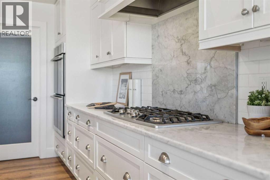 47 Sundown Way, Cochrane, Alberta  T4C 0H4 - Photo 7 - A2282998