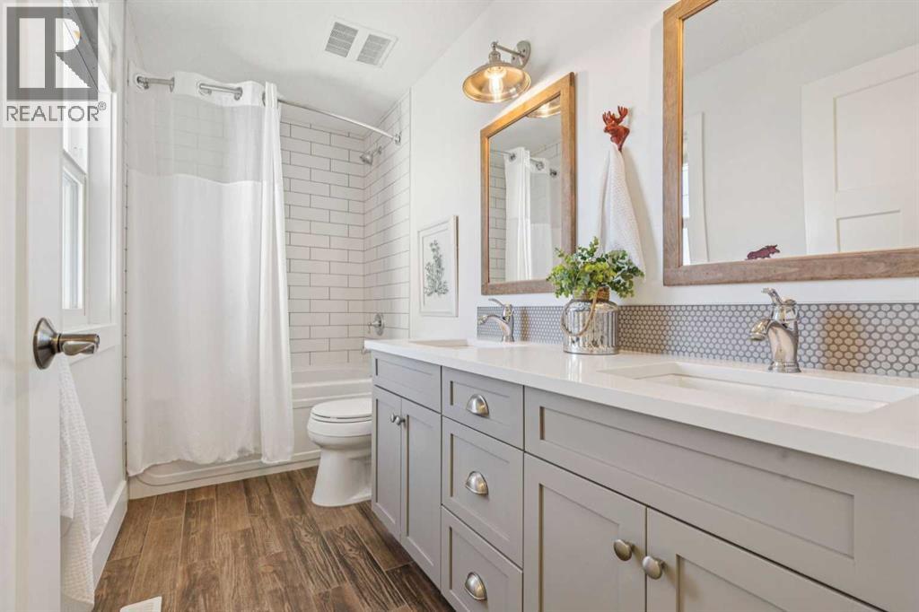 47 Sundown Way, Cochrane, Alberta  T4C 0H4 - Photo 28 - A2282998