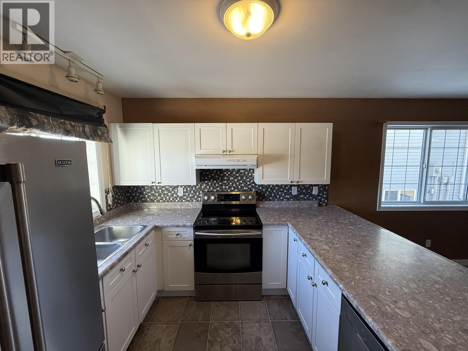 8807 79a Street, Fort St. John, British Columbia  V1J 6W8 - Photo 5 - R3088597