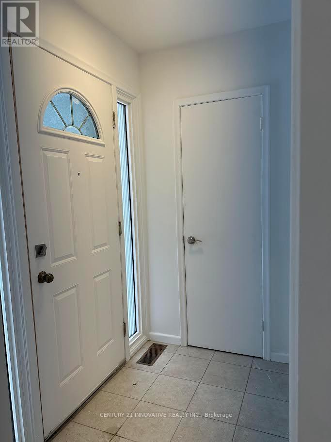 Main Floor - 94 Broadlands Boulevard, Toronto, Ontario  M3A 1J7 - Photo 19 - C12777288