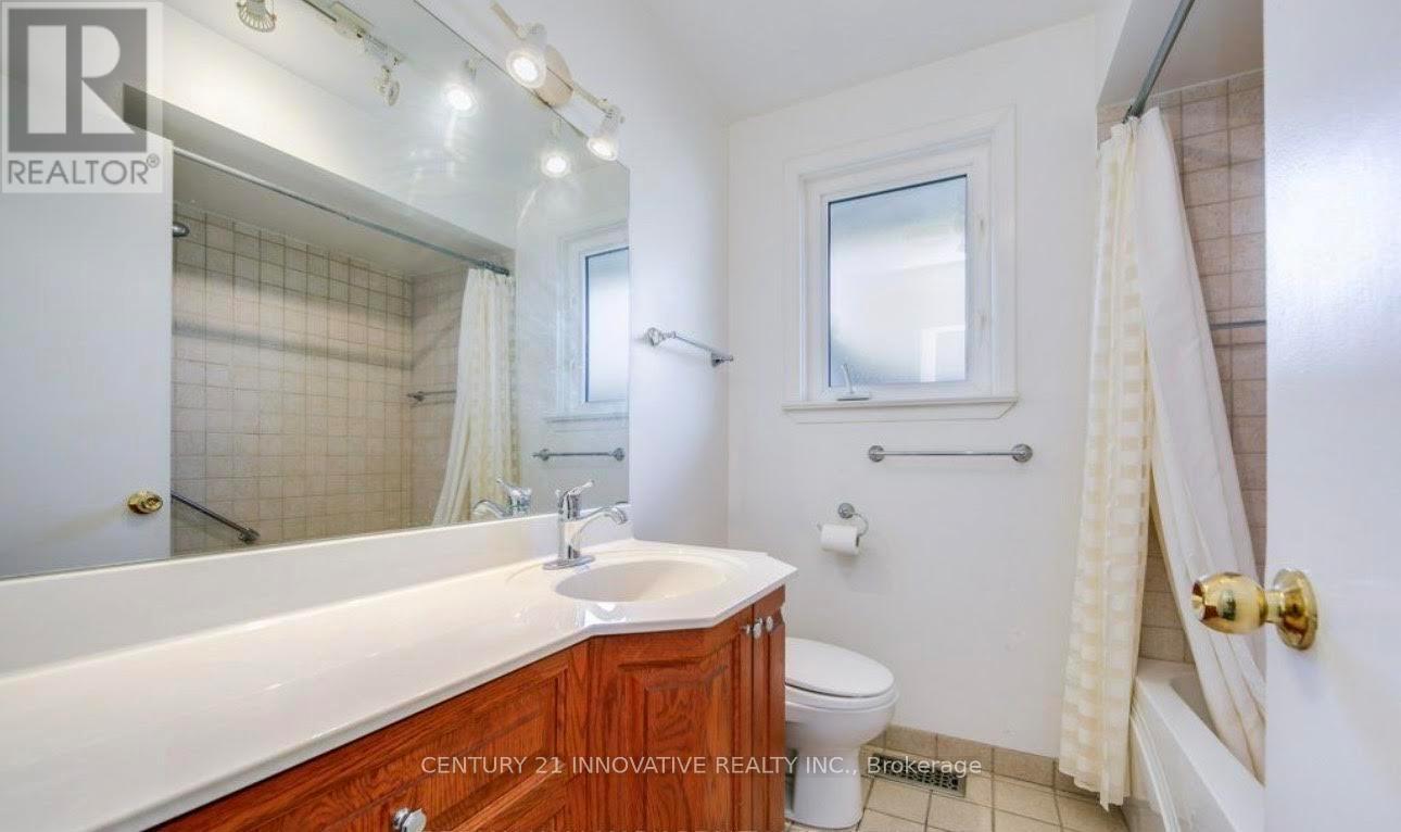 Main Floor - 94 Broadlands Boulevard, Toronto, Ontario  M3A 1J7 - Photo 25 - C12777288
