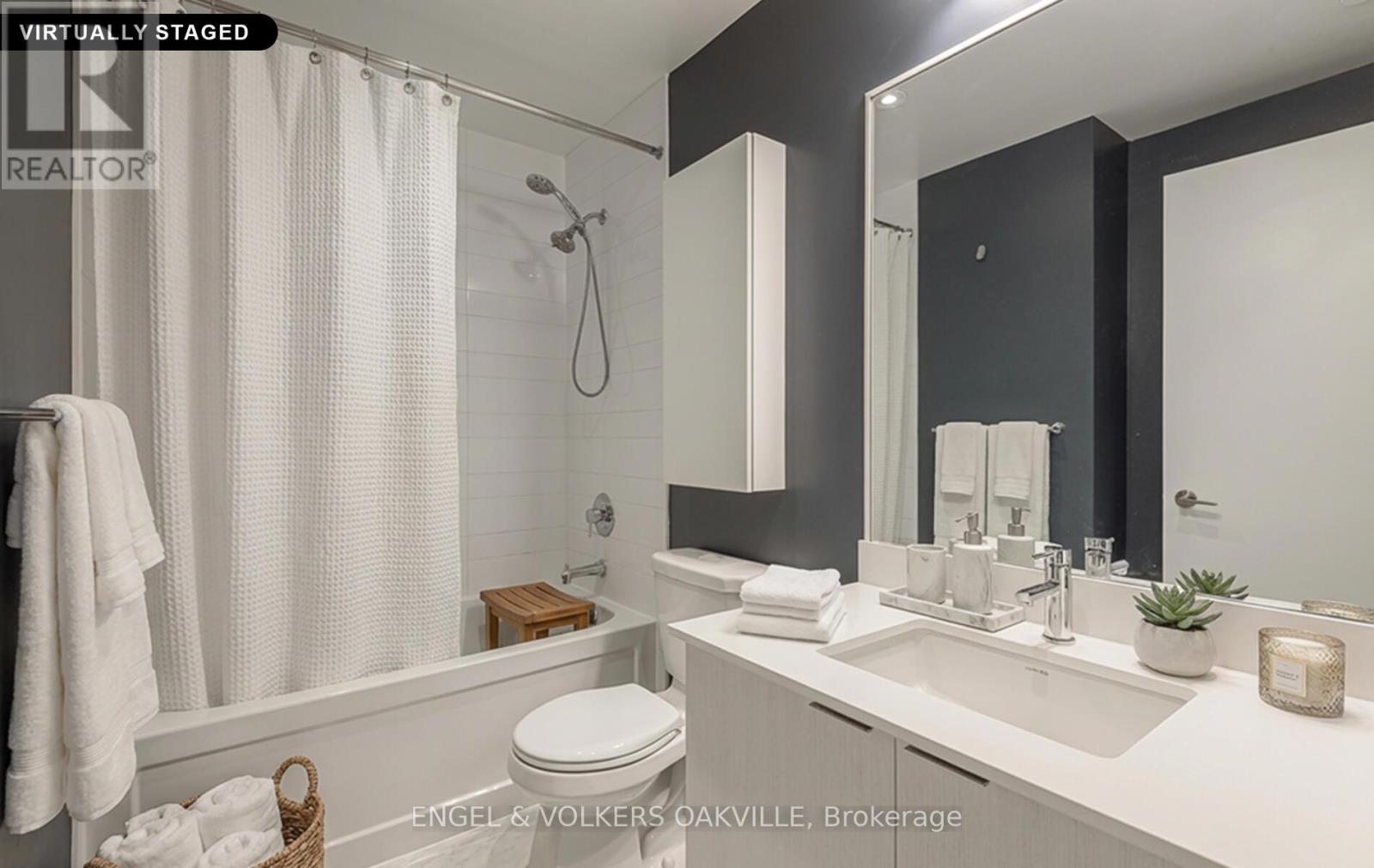 525 - 50 Bruyeres Mews, Toronto (Niagara), Ontario  M5V 0H8 - Photo 17 - C12777294