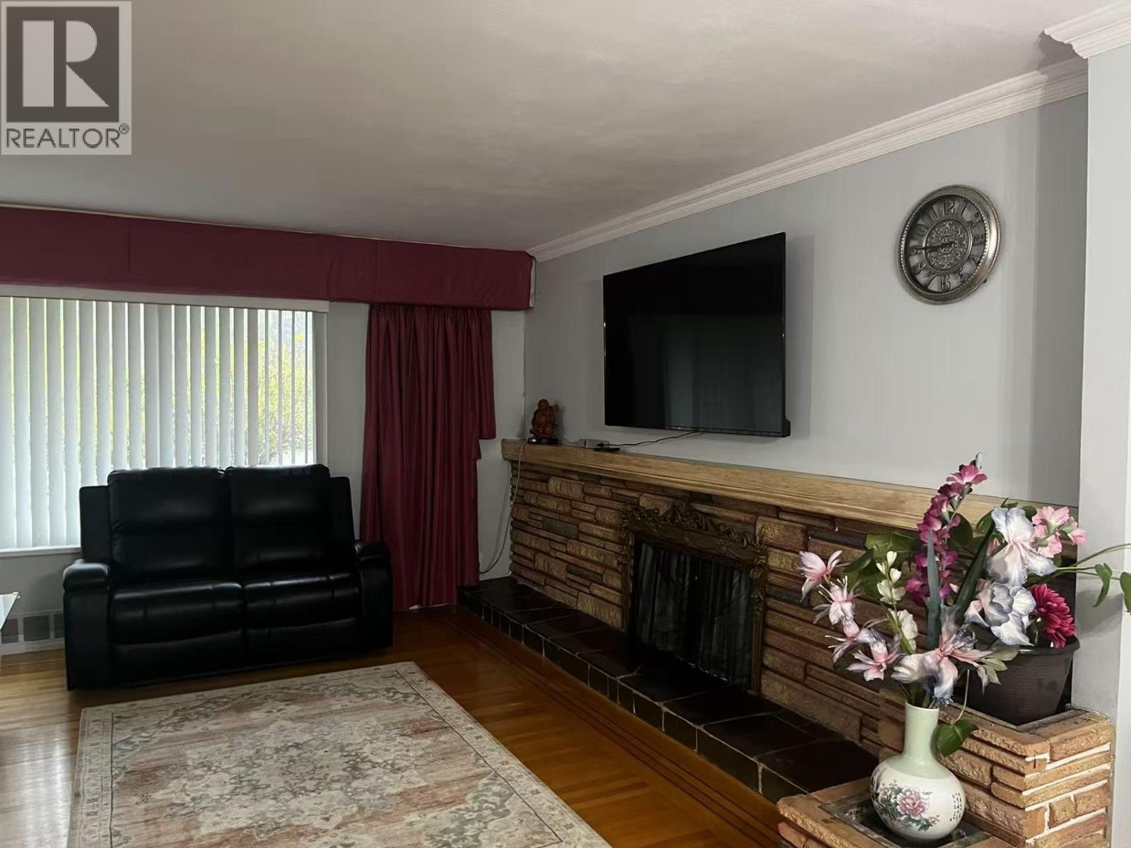 81 Glengarry Crescent, West Vancouver, British Columbia  V7S 1B4 - Photo 2 - R3088639