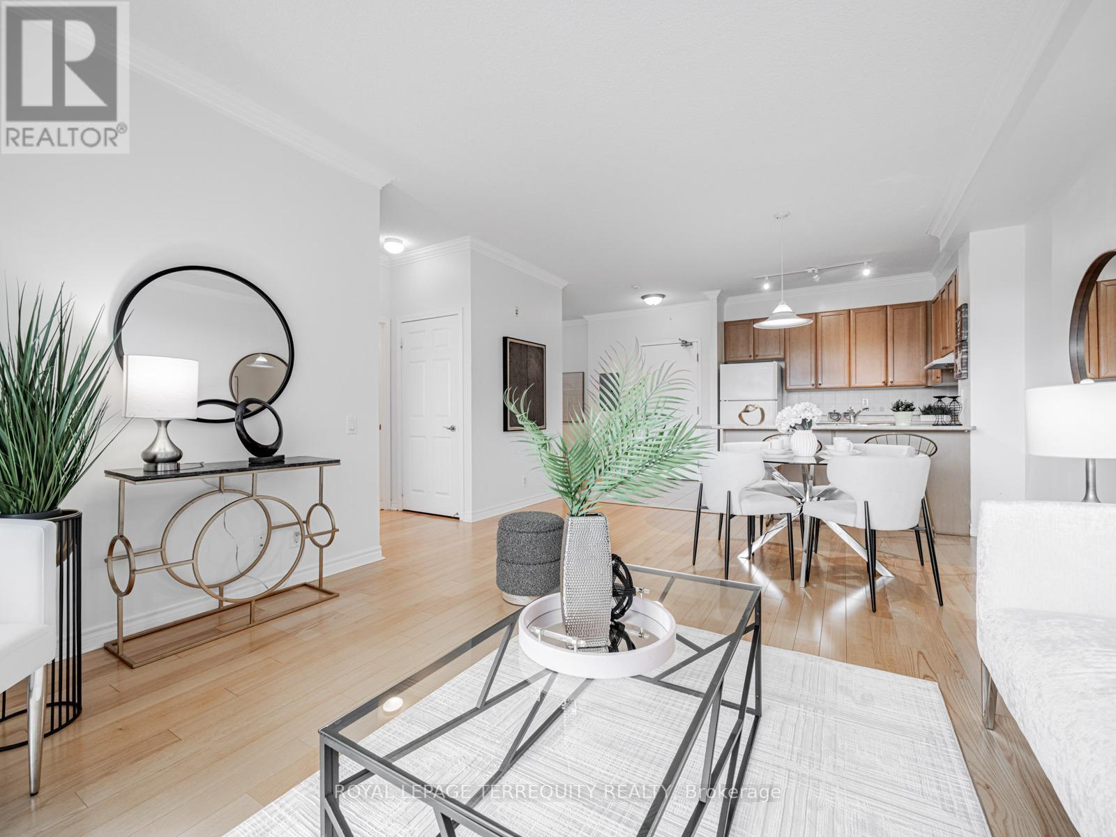 215 - 11121 Yonge Street, Richmond Hill, Ontario  L4C 0S7 - Photo 18 - N12777232