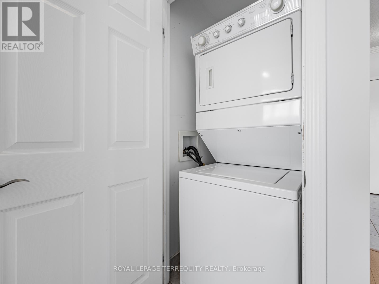 215 - 11121 Yonge Street, Richmond Hill, Ontario  L4C 0S7 - Photo 23 - N12777232