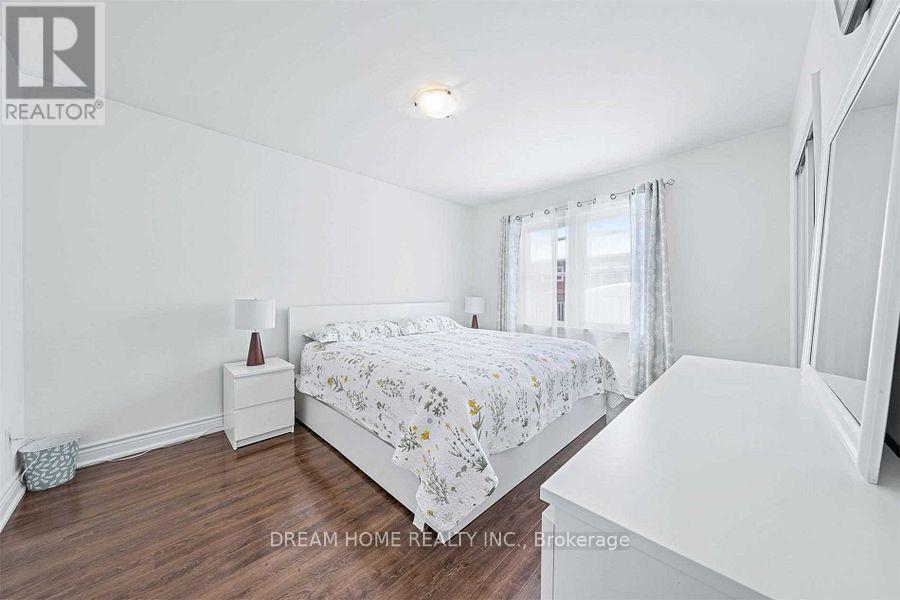 302 Crosby Avenue, Richmond Hill, Ontario  L4C 2R6 - Photo 15 - N12777238