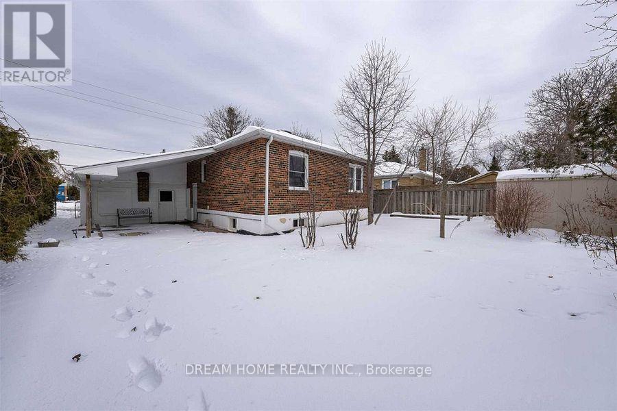 302 Crosby Avenue, Richmond Hill, Ontario  L4C 2R6 - Photo 26 - N12777238