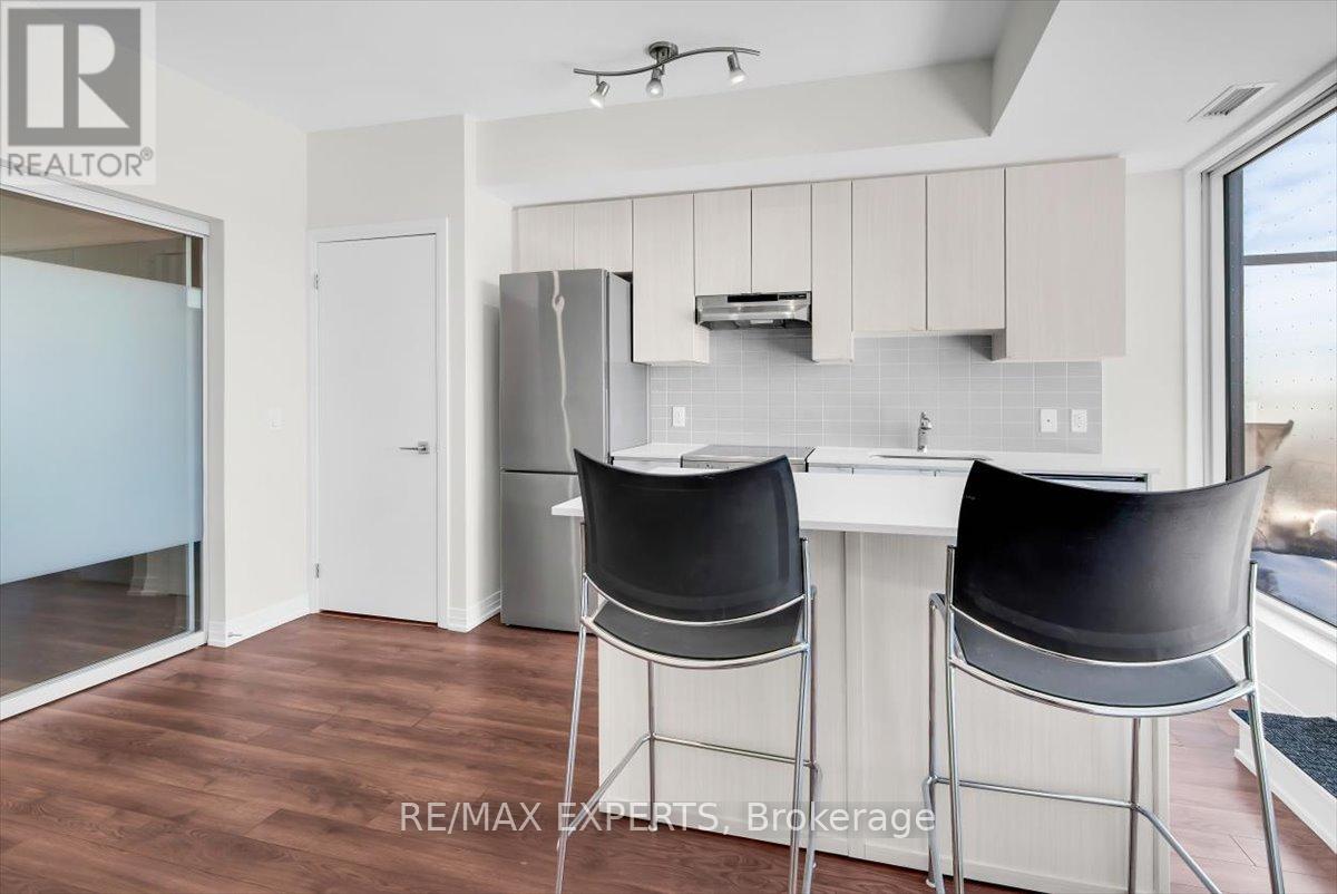 416 Browns Line W, Toronto, Ontario  M8W 0C3 - Photo 10 - W12777236