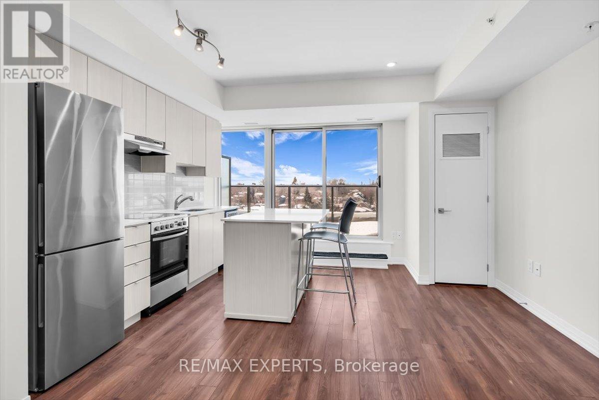 416 Browns Line W, Toronto, Ontario  M8W 0C3 - Photo 7 - W12777236