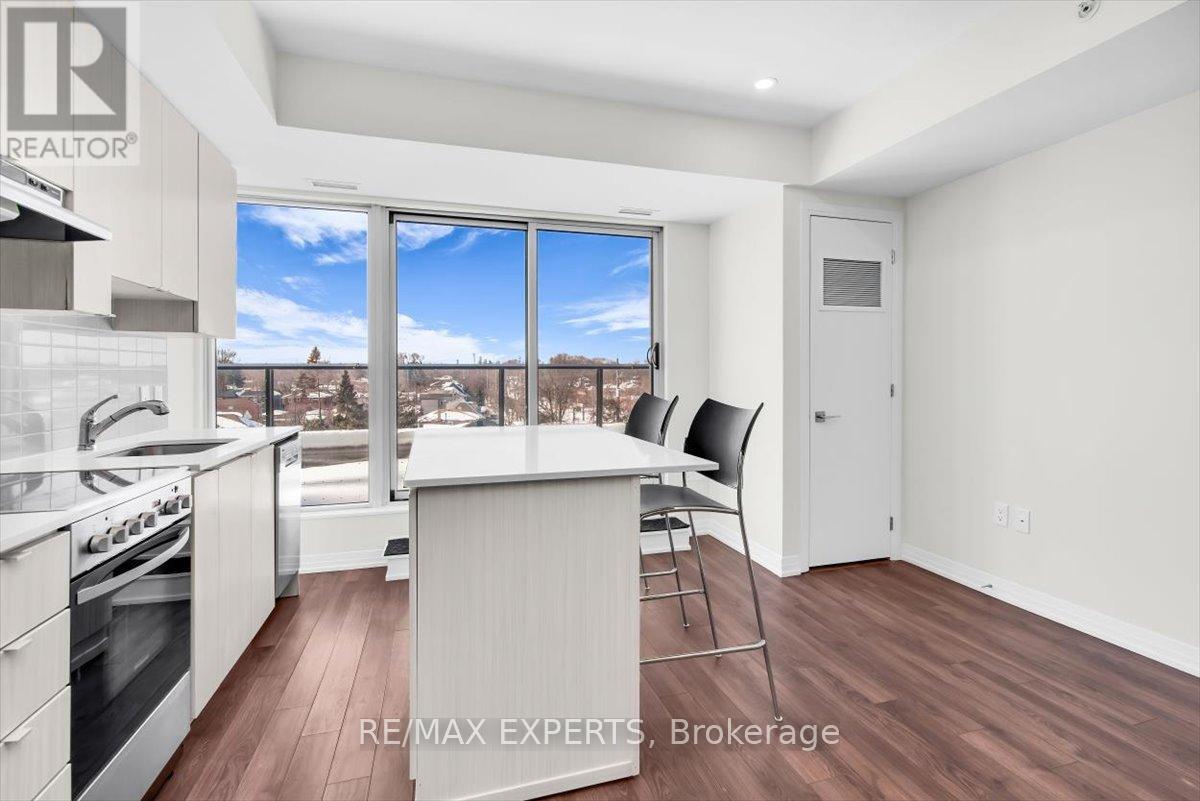 416 Browns Line W, Toronto, Ontario  M8W 0C3 - Photo 8 - W12777236