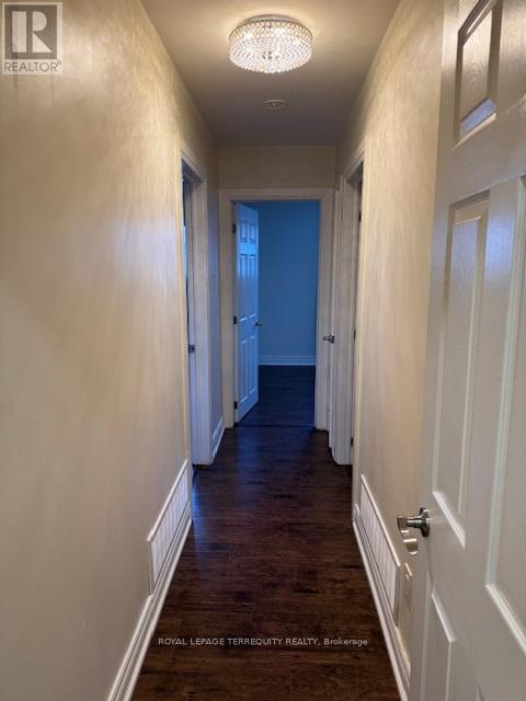 46 Orpington Crescent, Toronto, Ontario  M9V 3E4 - Photo 12 - W12777268