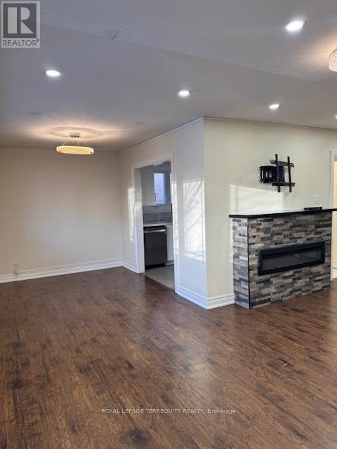 46 Orpington Crescent, Toronto, Ontario  M9V 3E4 - Photo 14 - W12777268