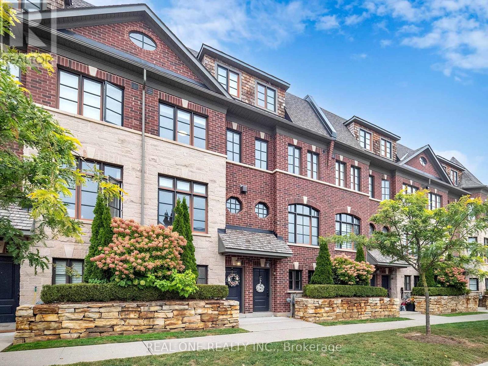 2161 Lillykin Street, Oakville, Ontario  L6H 0N2 - Photo 1 - W12777270