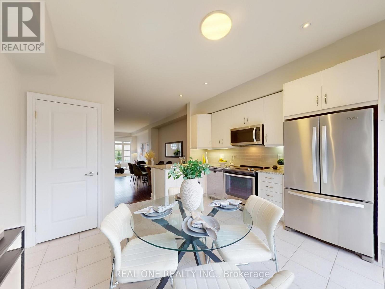 2161 Lillykin Street, Oakville, Ontario  L6H 0N2 - Photo 15 - W12777270