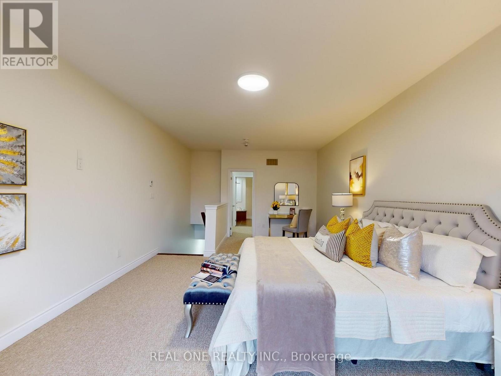 2161 Lillykin Street, Oakville, Ontario  L6H 0N2 - Photo 17 - W12777270