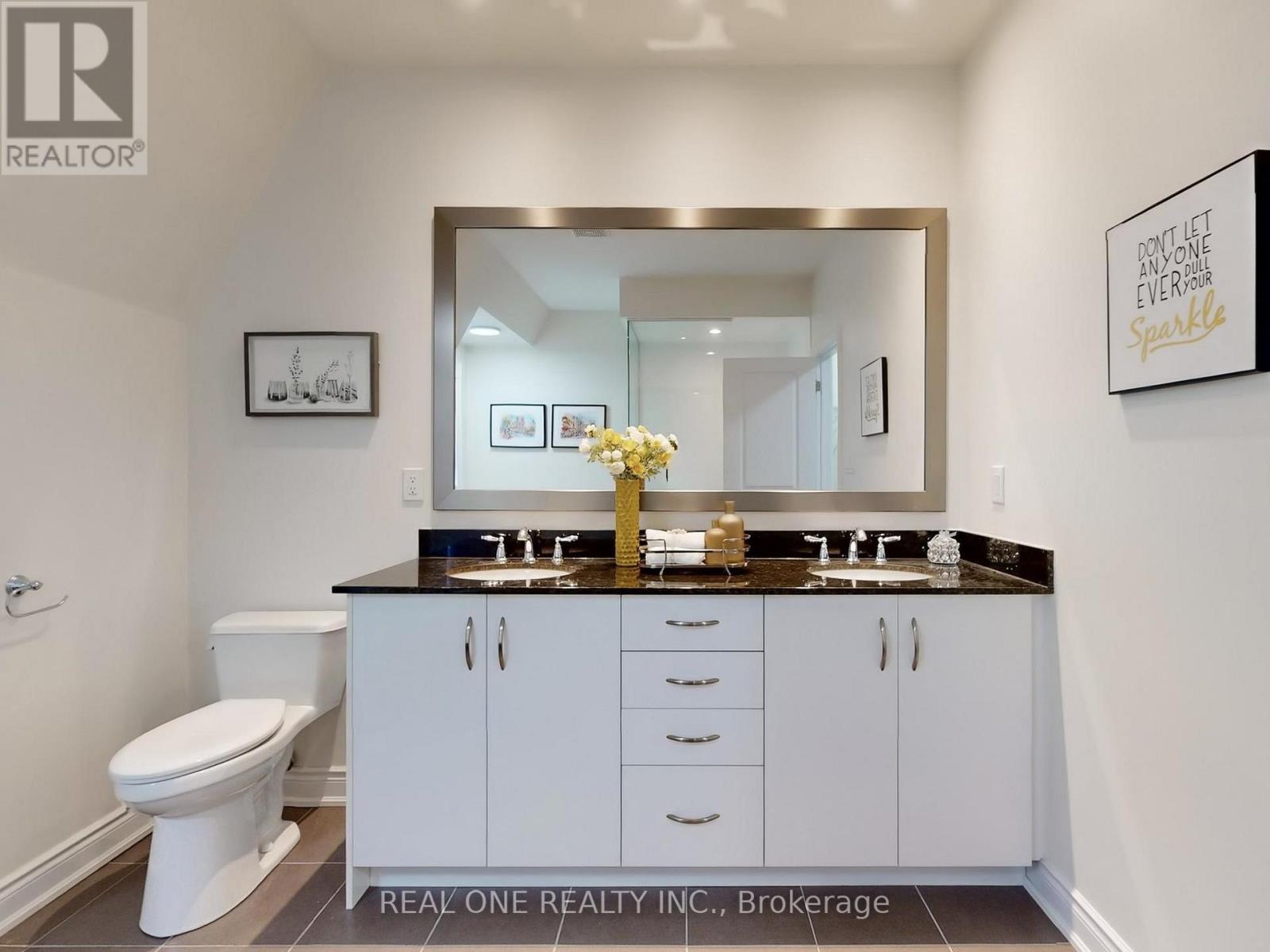 2161 Lillykin Street, Oakville, Ontario  L6H 0N2 - Photo 18 - W12777270