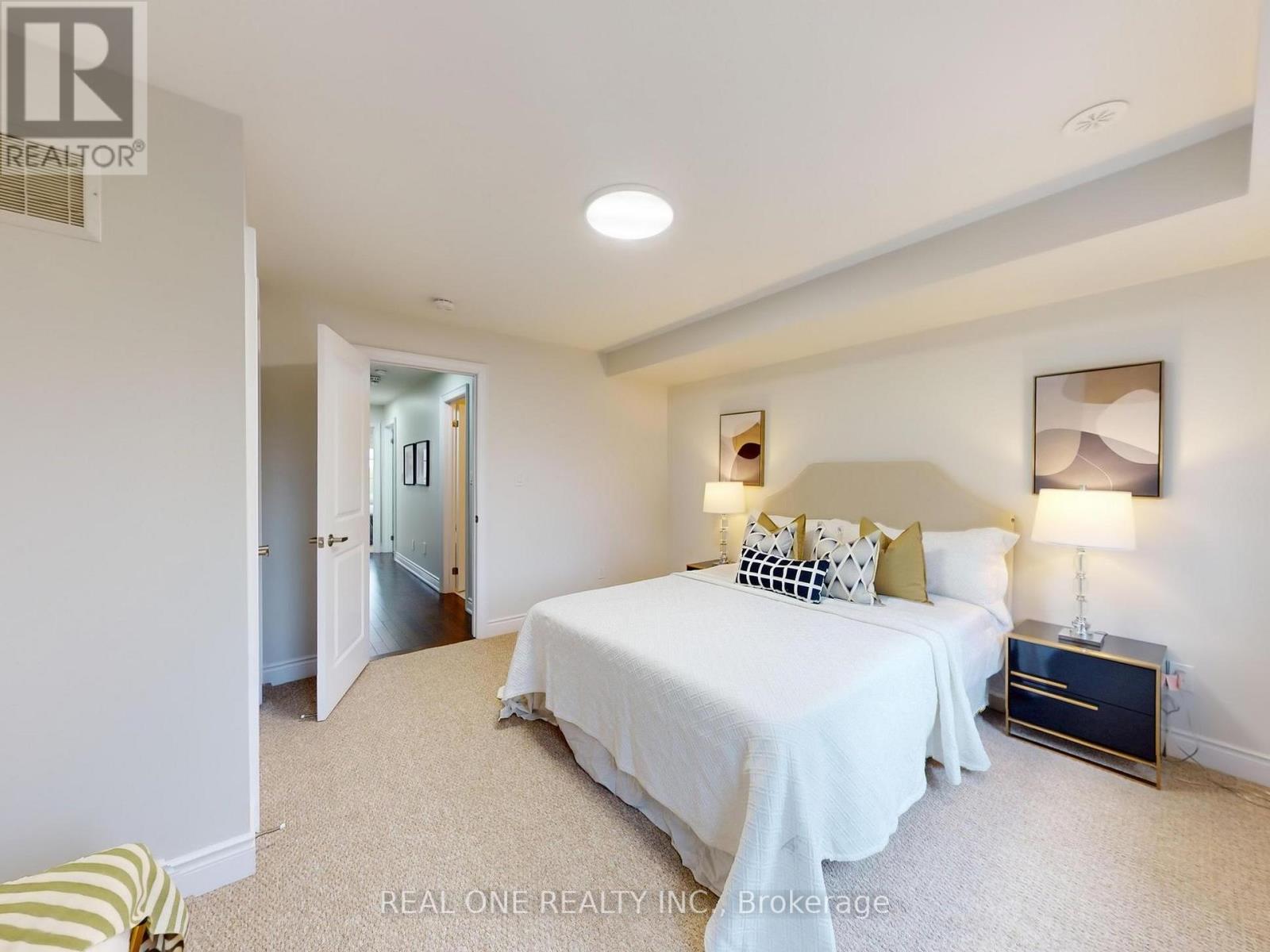 2161 Lillykin Street, Oakville, Ontario  L6H 0N2 - Photo 20 - W12777270