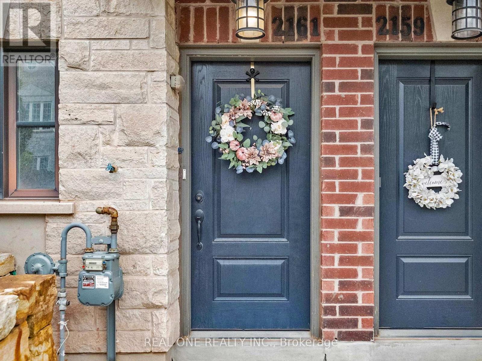 2161 Lillykin Street, Oakville, Ontario  L6H 0N2 - Photo 3 - W12777270