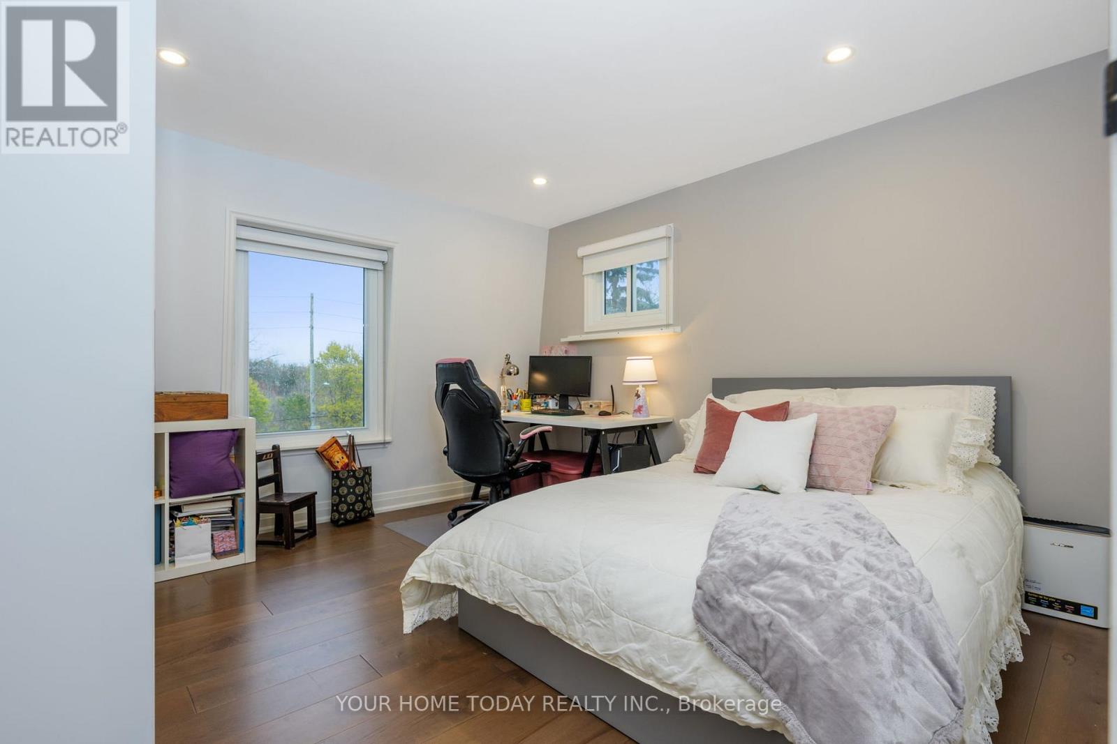 190 Main Street S, Halton Hills, Ontario  L7G 3E9 - Photo 27 - W12777280