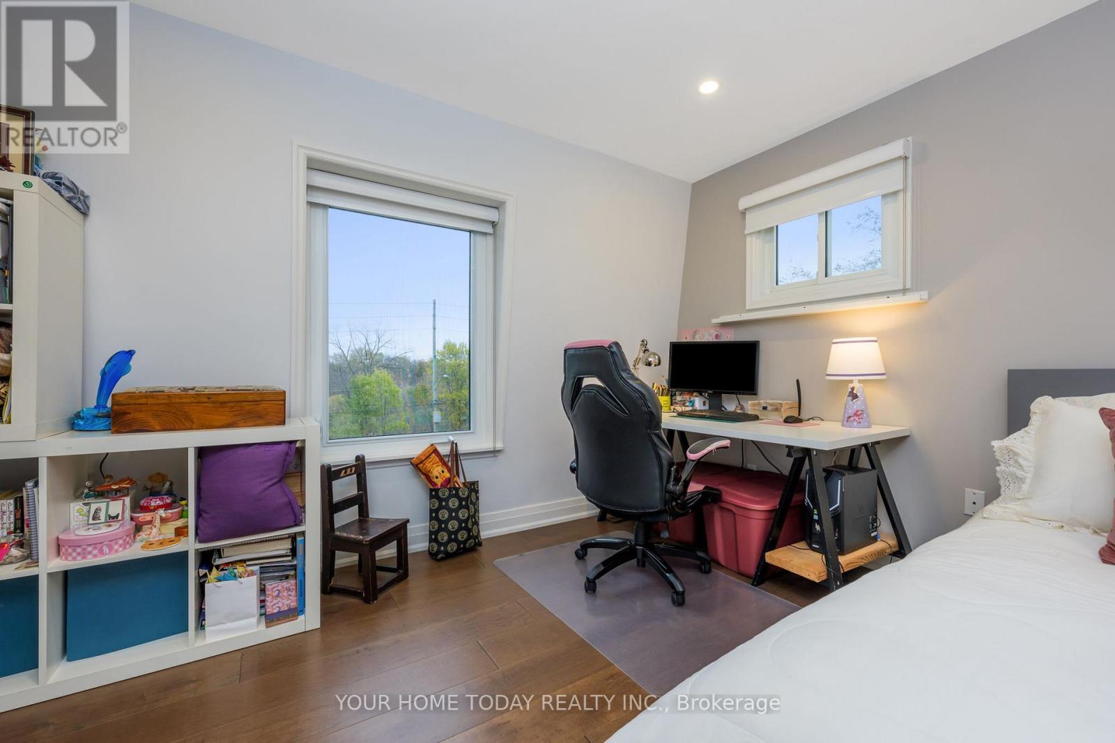 190 Main Street S, Halton Hills, Ontario  L7G 3E9 - Photo 28 - W12777280