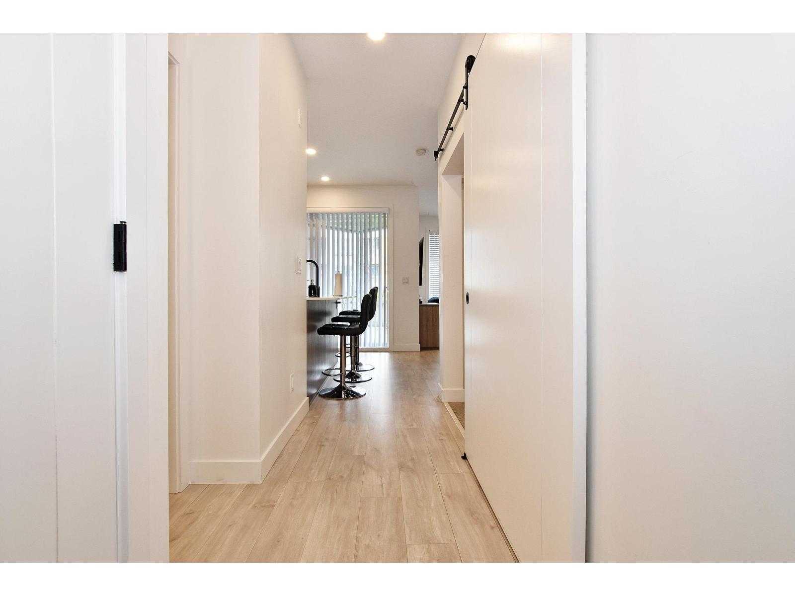 202 32828 Landeau Place, Abbotsford, British Columbia  V2S 0M4 - Photo 7 - R3087789