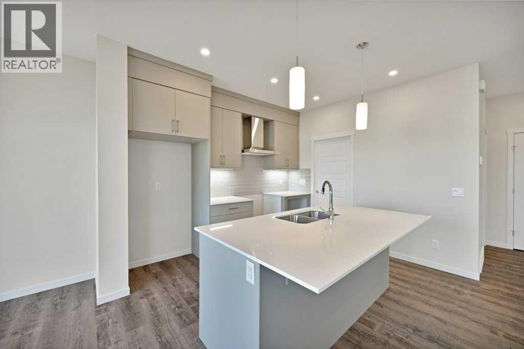 537 Chelsea Gardens, Chestermere, Alberta  T1X 2V5 - Photo 9 - A2268014