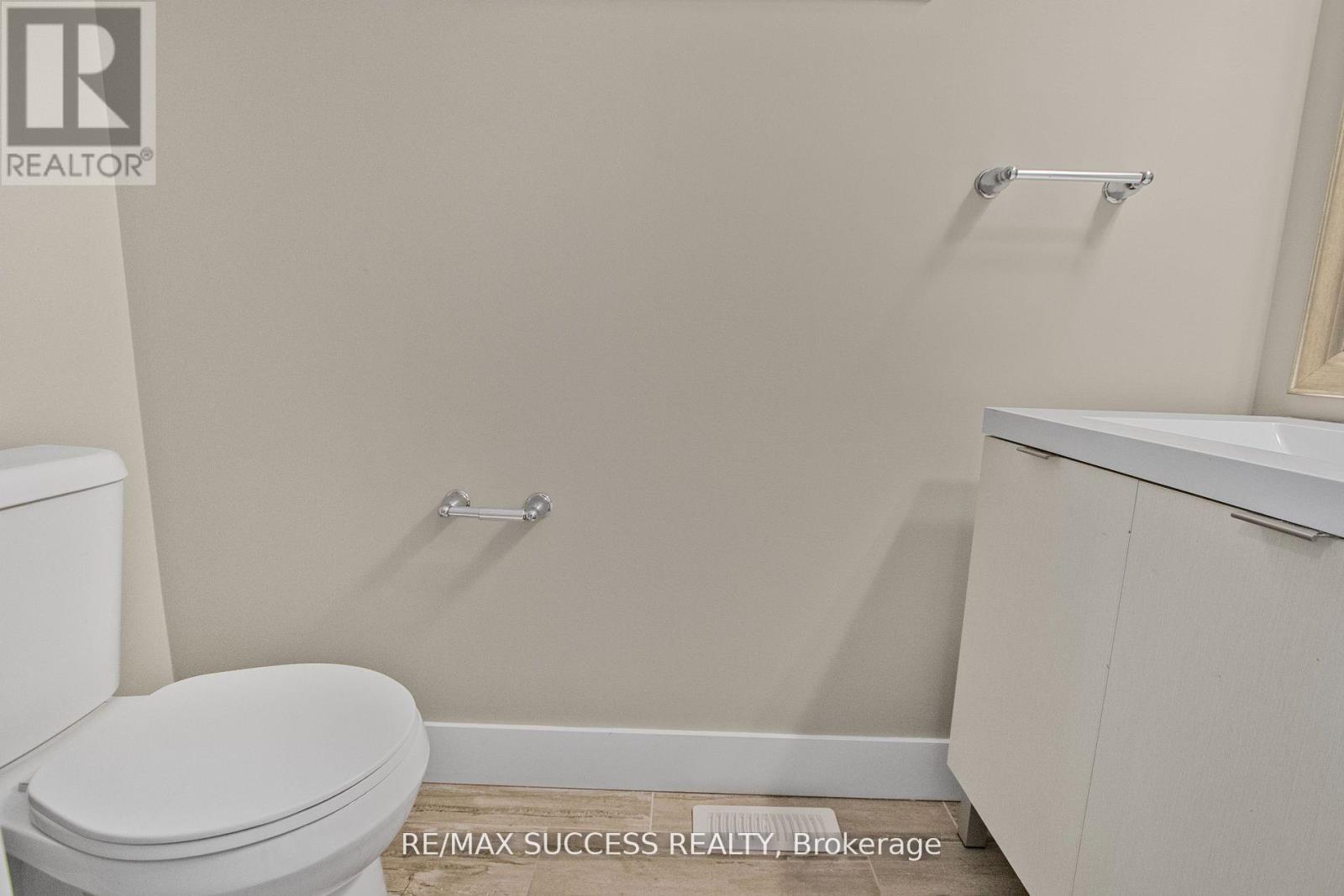 85 - 1960 Dalmagarry Road, London North, Ontario  N6G 0T8 - Photo 8 - X12777254