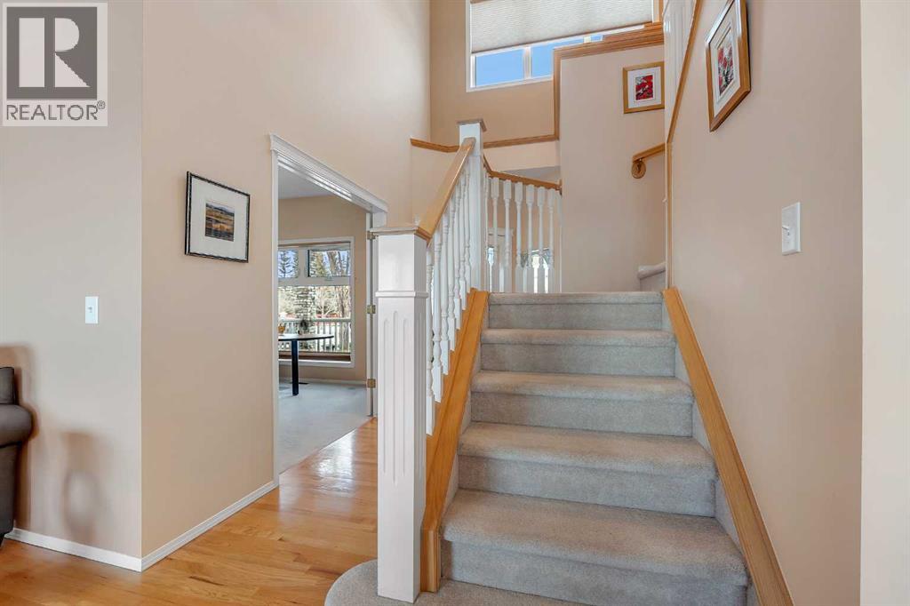 199 Rocky Ridge Drive Nw, Calgary, Alberta  T3G 4M1 - Photo 8 - A2283267