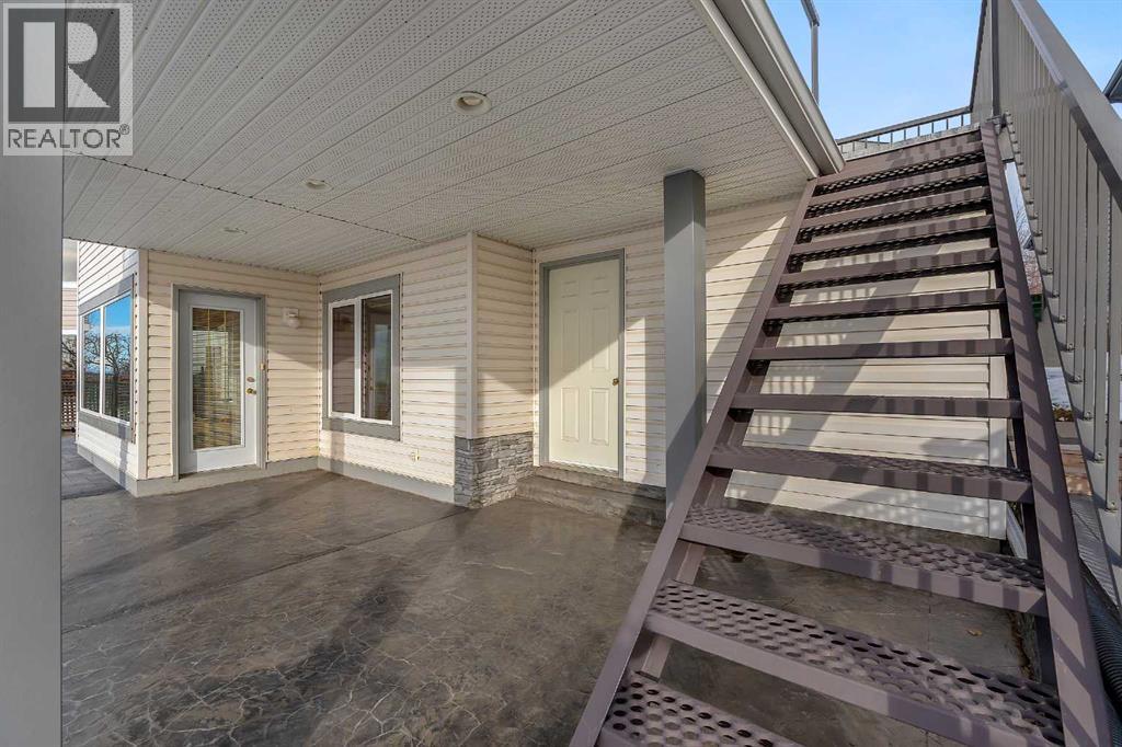 199 Rocky Ridge Drive Nw, Calgary, Alberta  T3G 4M1 - Photo 45 - A2283267