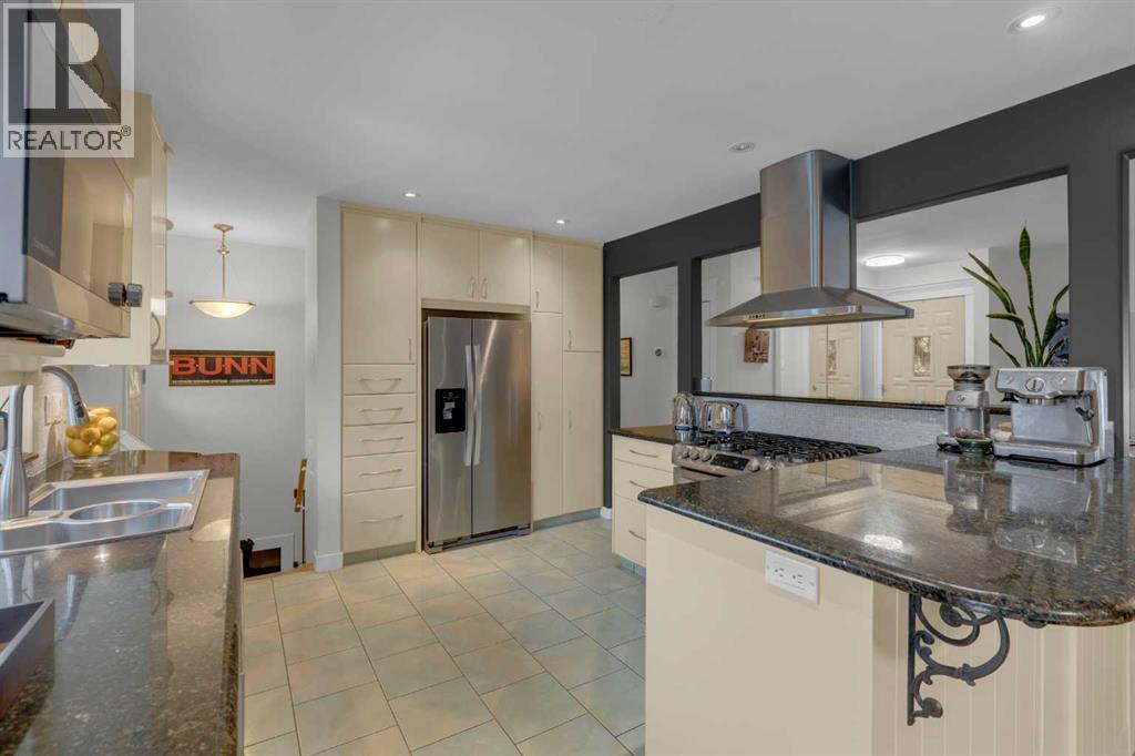 4512 41 Avenue Sw, Calgary, Alberta  T3E 1G7 - Photo 12 - A2283757