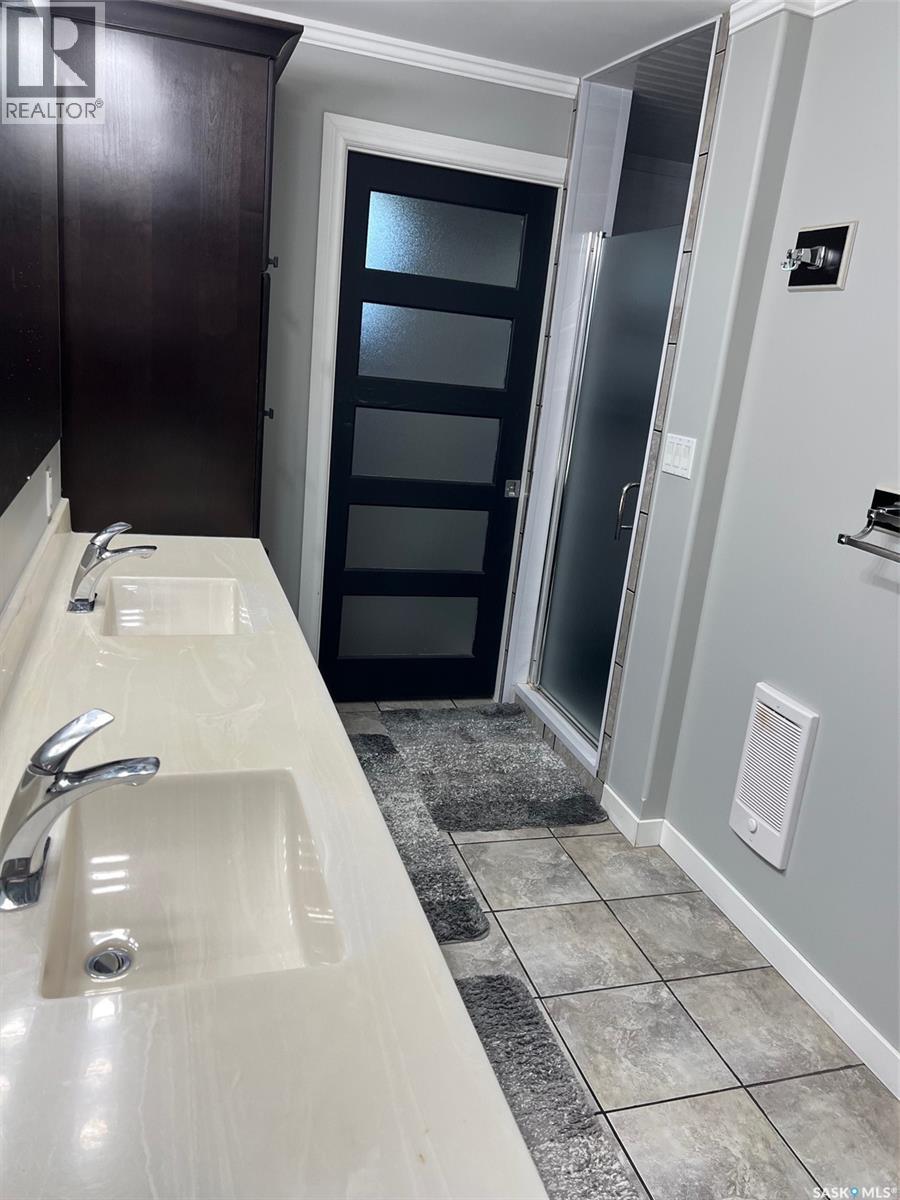 408 Oldroyd Drive, Good Spirit Lake, Saskatchewan  S0A 0L0 - Photo 16 - SK028323