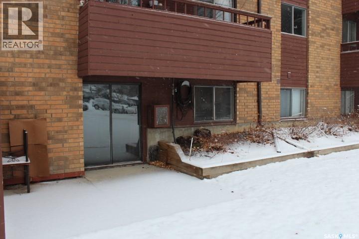 104 802d Kingsmere Boulevard, Saskatoon, Saskatchewan  S7J 4B7 - Photo 1 - SK028197