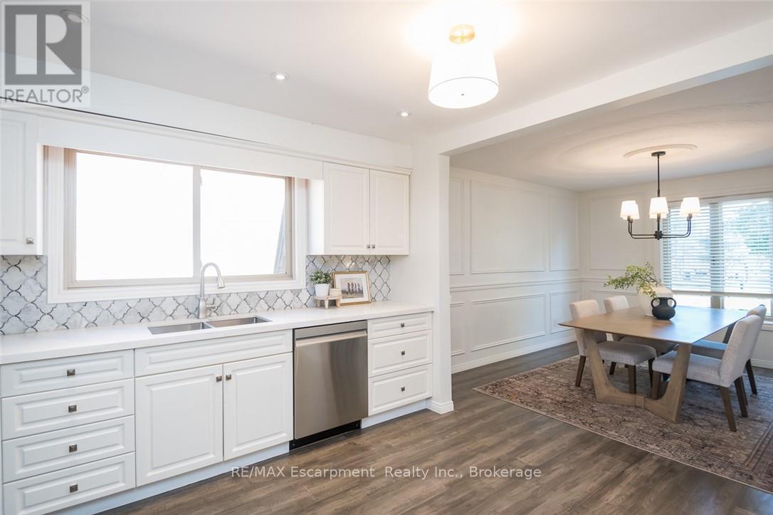 45 Amberwood Street, Hamilton, Ontario  L8J 1J1 - Photo 19 - X12777302