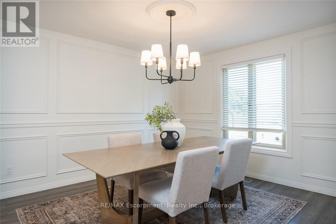 45 Amberwood Street, Hamilton, Ontario  L8J 1J1 - Photo 8 - X12777302