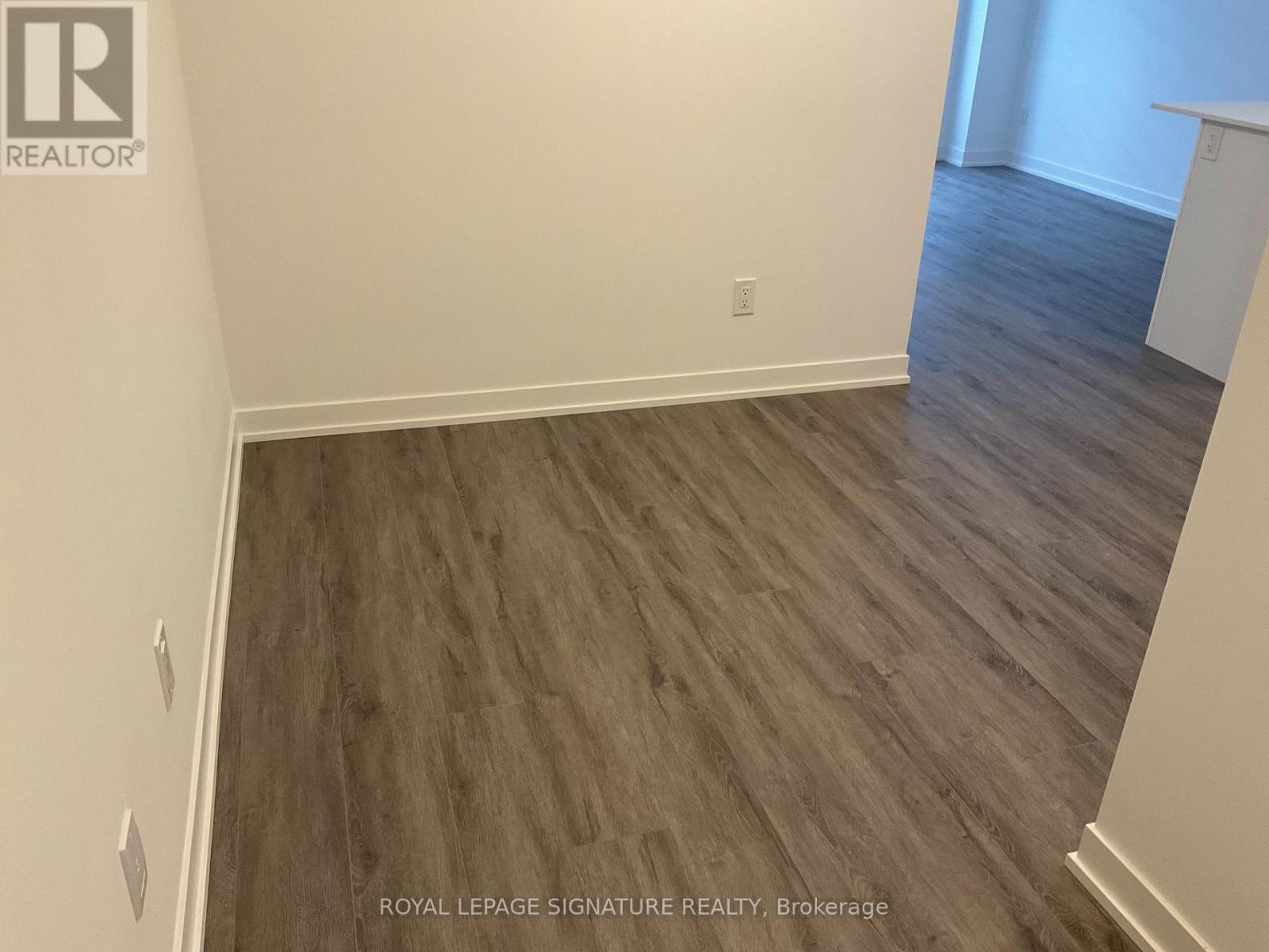 4 - 16 Marquette Avenue, Toronto, Ontario  M6A 1X9 - Photo 4 - C12775684