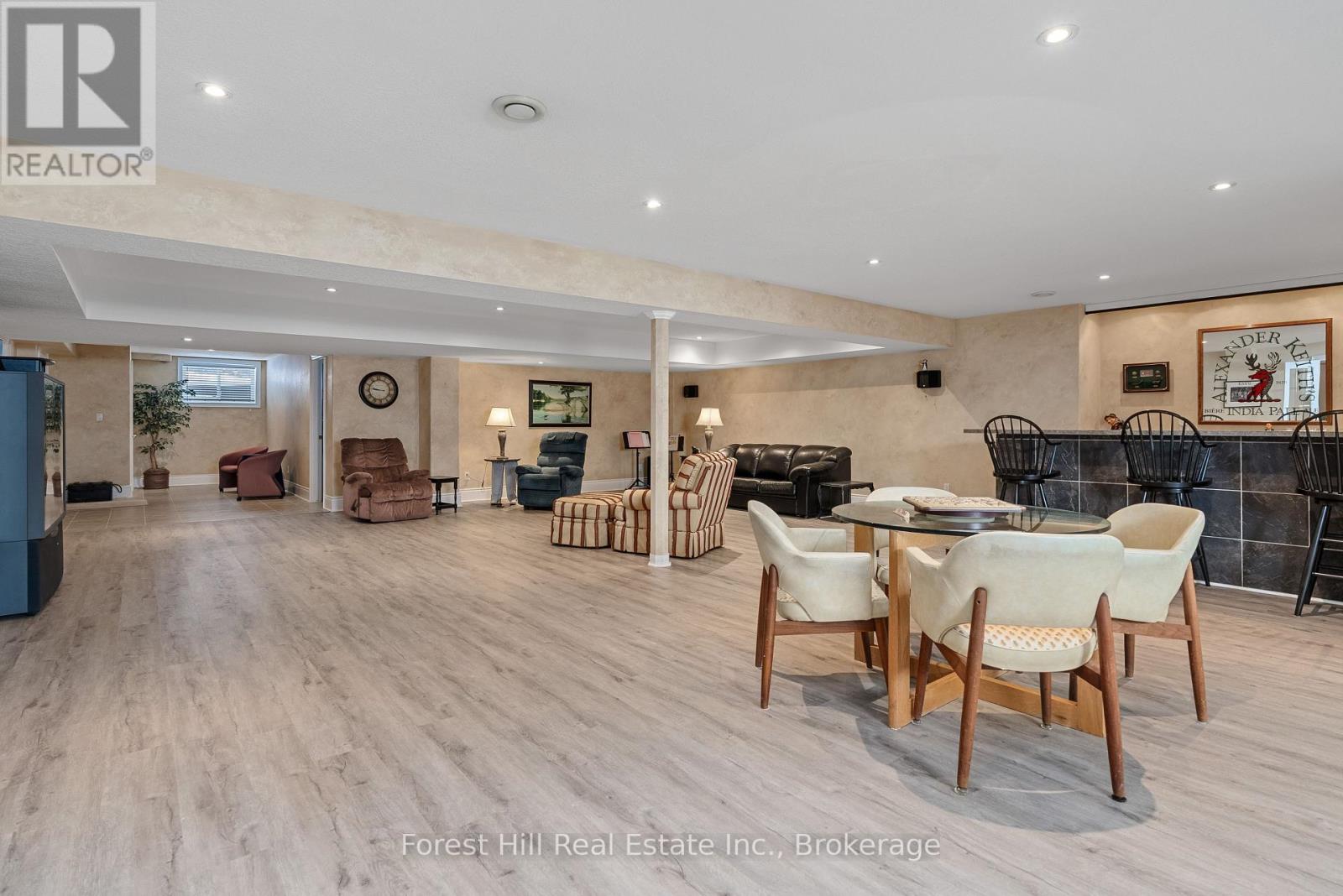 74 Wasaga Sands Drive, Wasaga Beach, Ontario  L9Z 1J4 - Photo 22 - S12777370