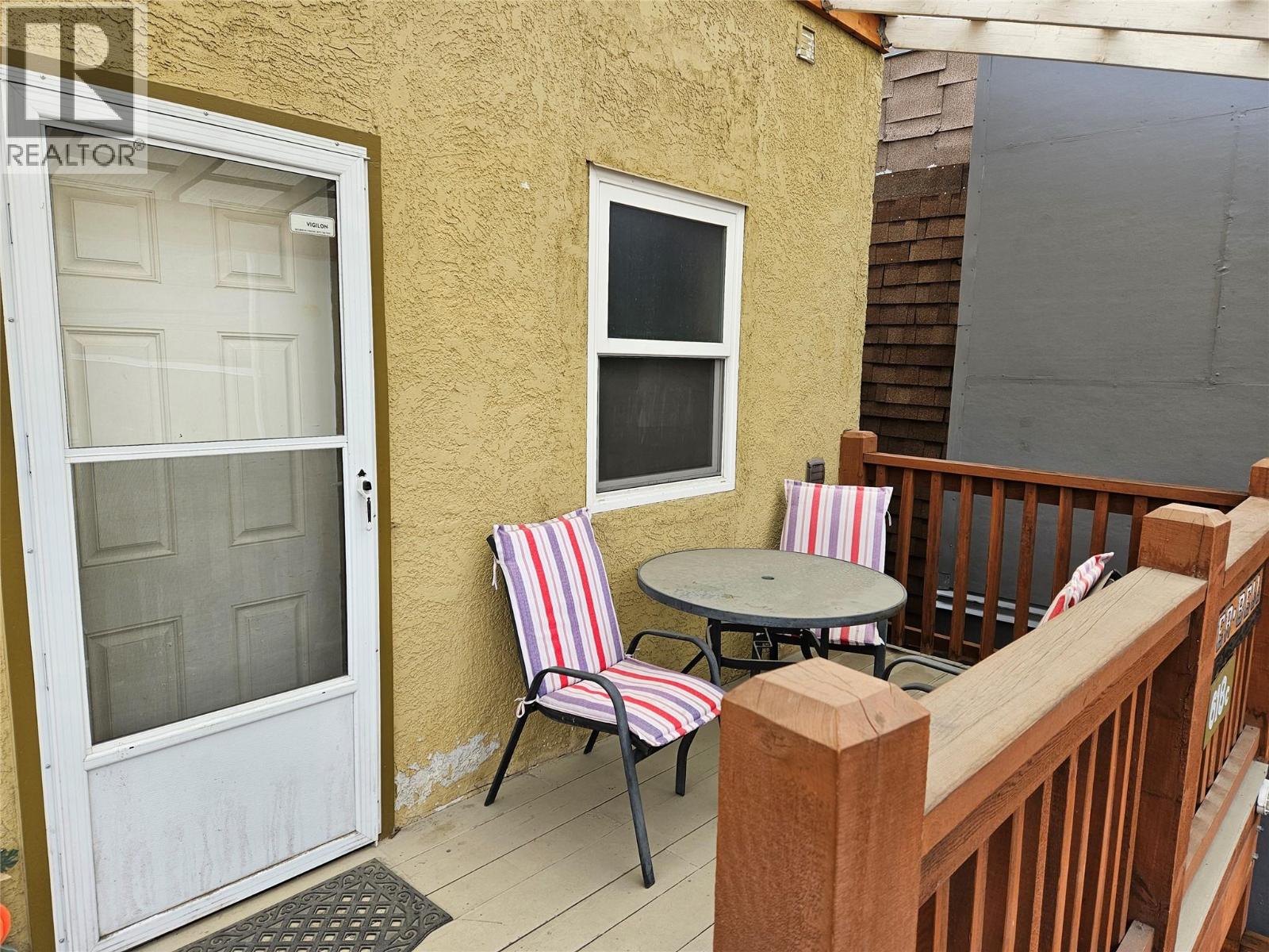 618 7th Avenue, Keremeos, British Columbia  V0X 1N0 - Photo 4 - 10375601