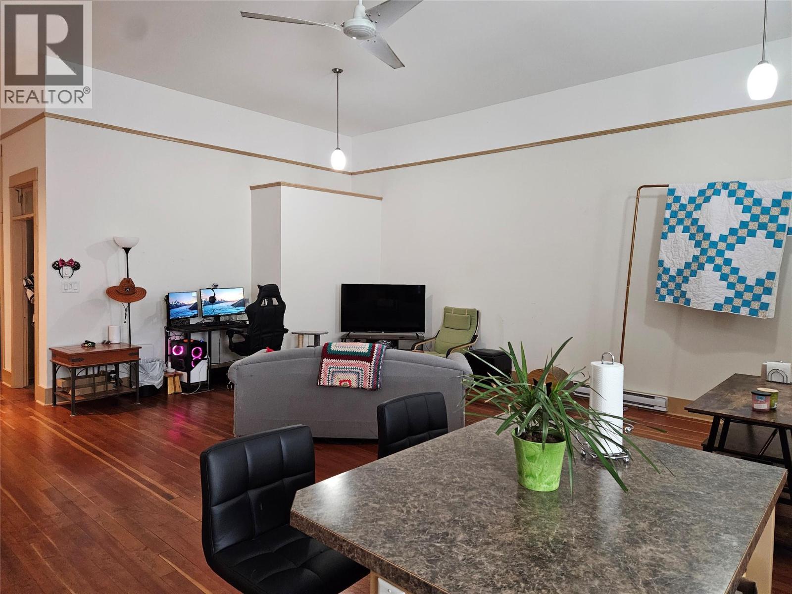 618 7th Avenue, Keremeos, British Columbia  V0X 1N0 - Photo 6 - 10375601