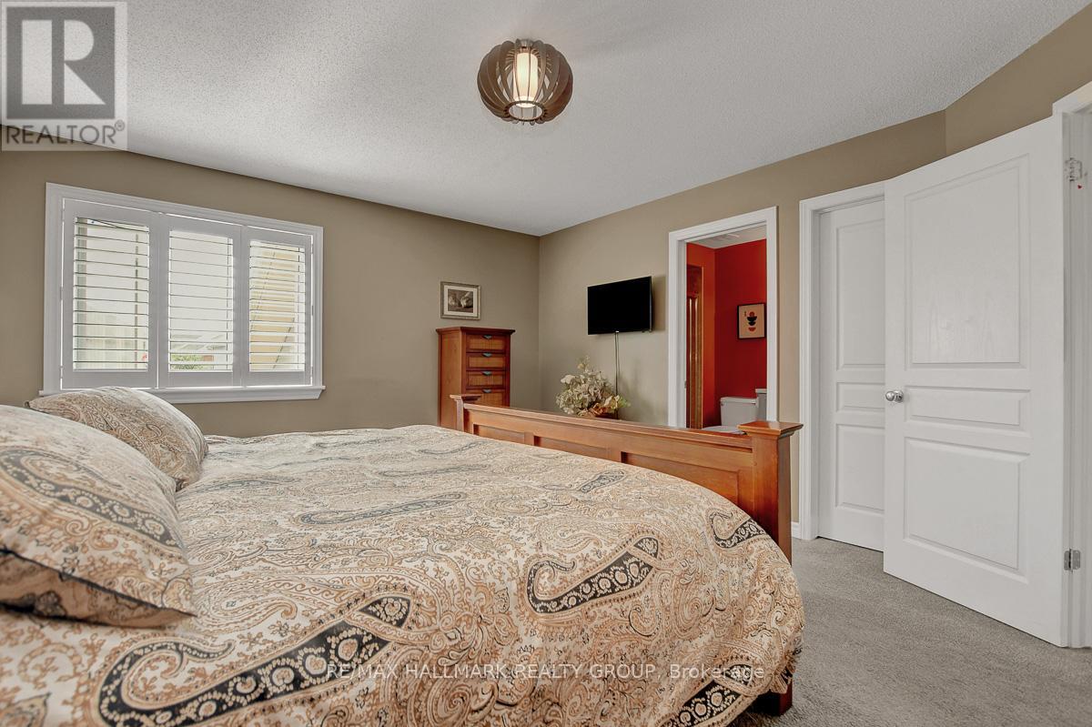 755 Bowercrest Crescent, Ottawa, Ontario  K1V 2M3 - Photo 20 - X12367118