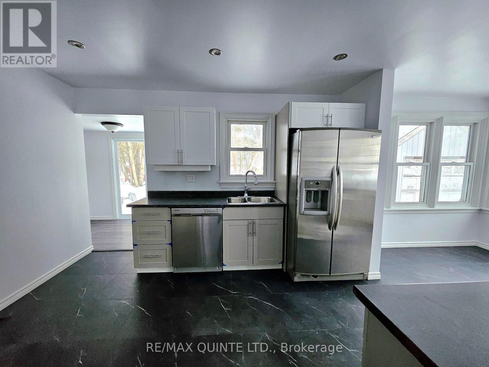 181 Burnham Street, Belleville (Belleville Ward), Ontario  K8N 3S1 - Photo 16 - X12777400