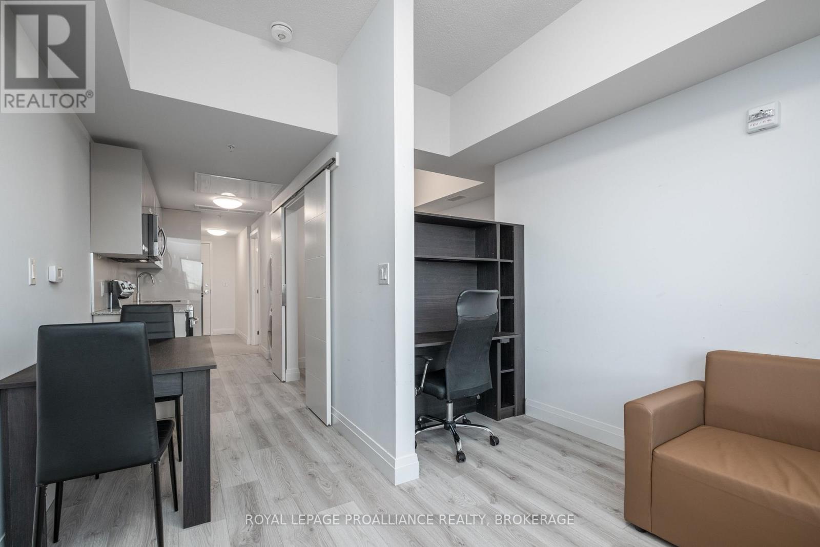 415 - 652 Princess Street, Kingston (Central City East), Ontario  K7L 1E5 - Photo 12 - X12777312